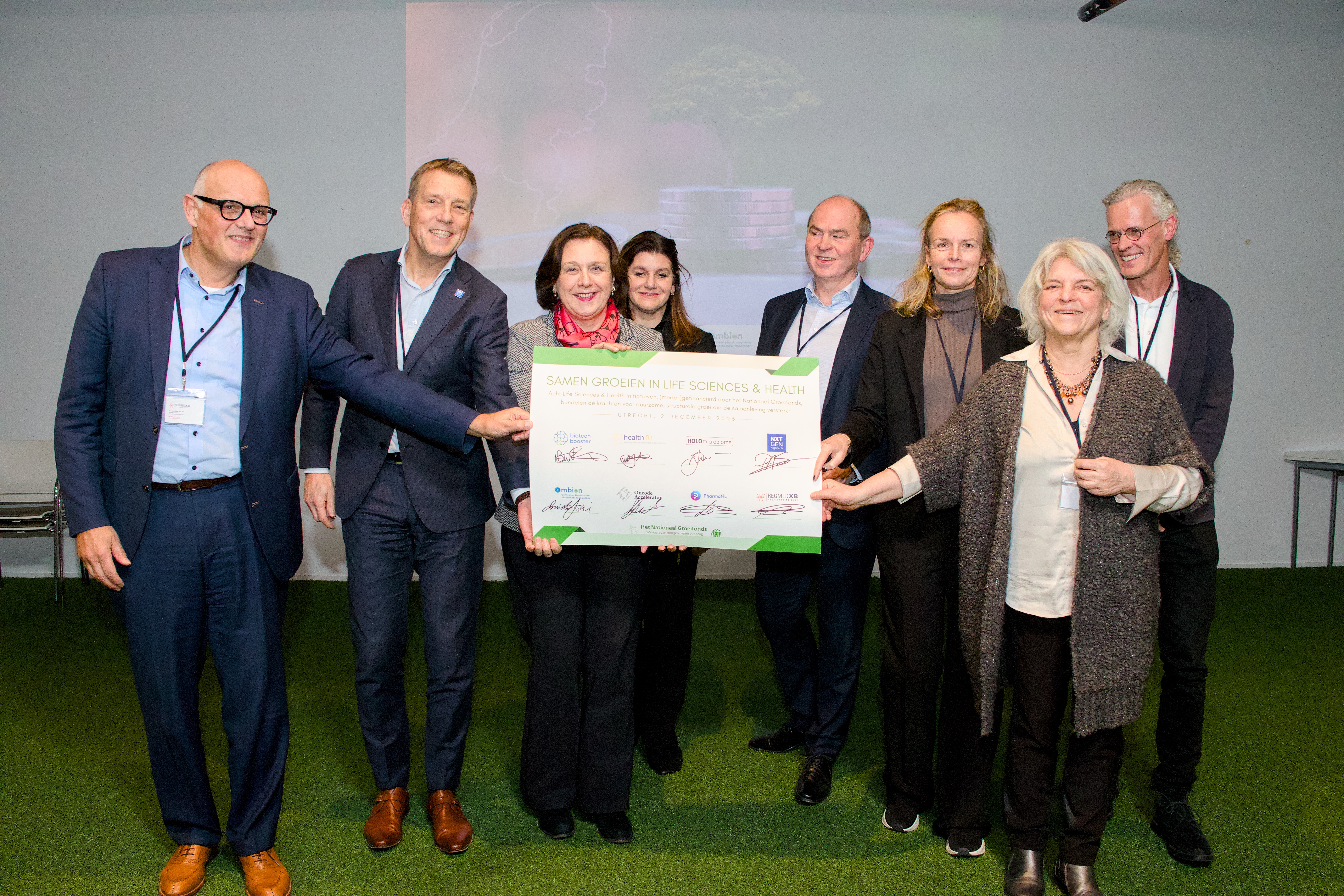 Eight National Growth Fund initiatives